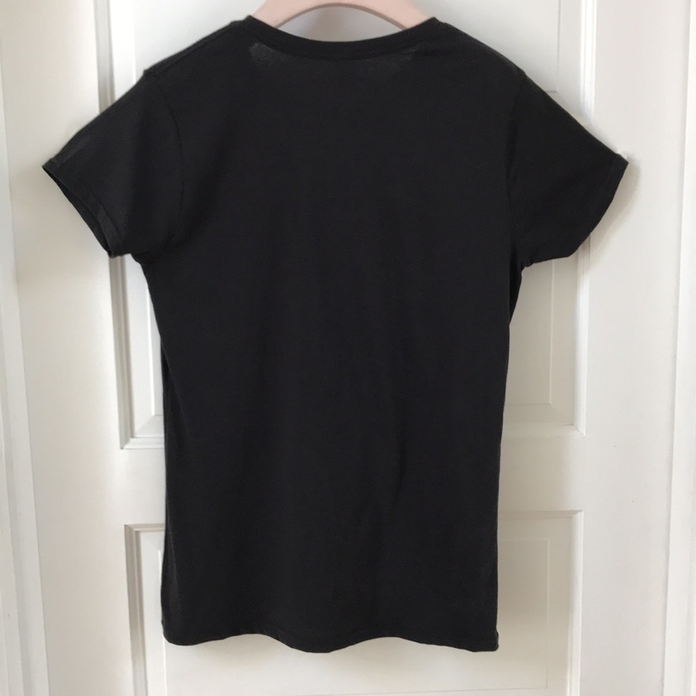 NWOT Black graphic tee Sz Medium cotton dark garden floral bouquet graphic Tee. - Picture 6 of 9